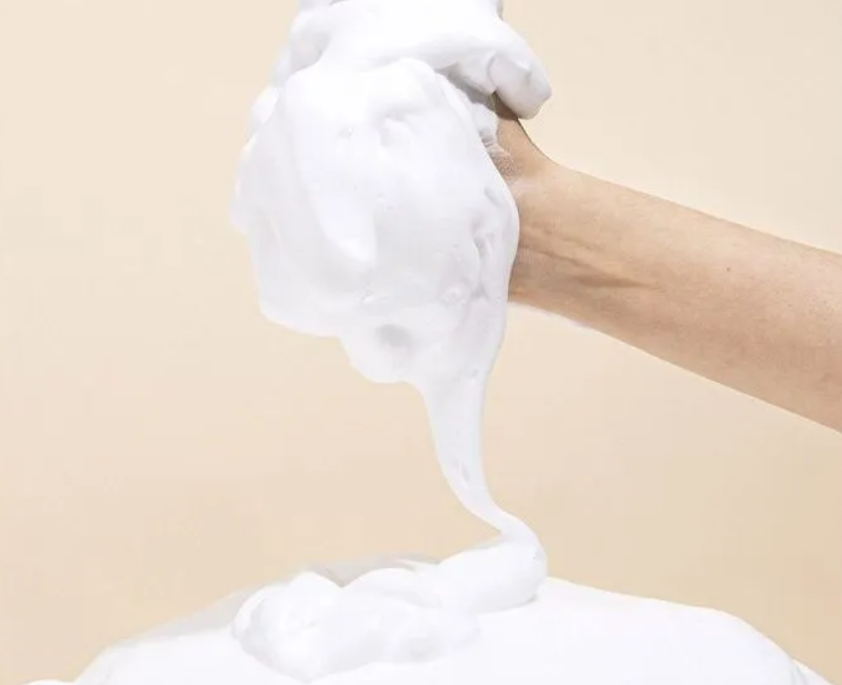 Mary & May - Houttuynia Cordata + Tea Tree Cleansing Foam