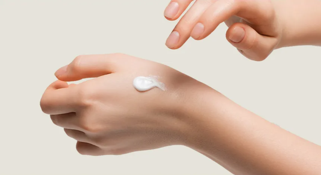 SKINFOOD- 100HR Royal Honey Moisture Cream